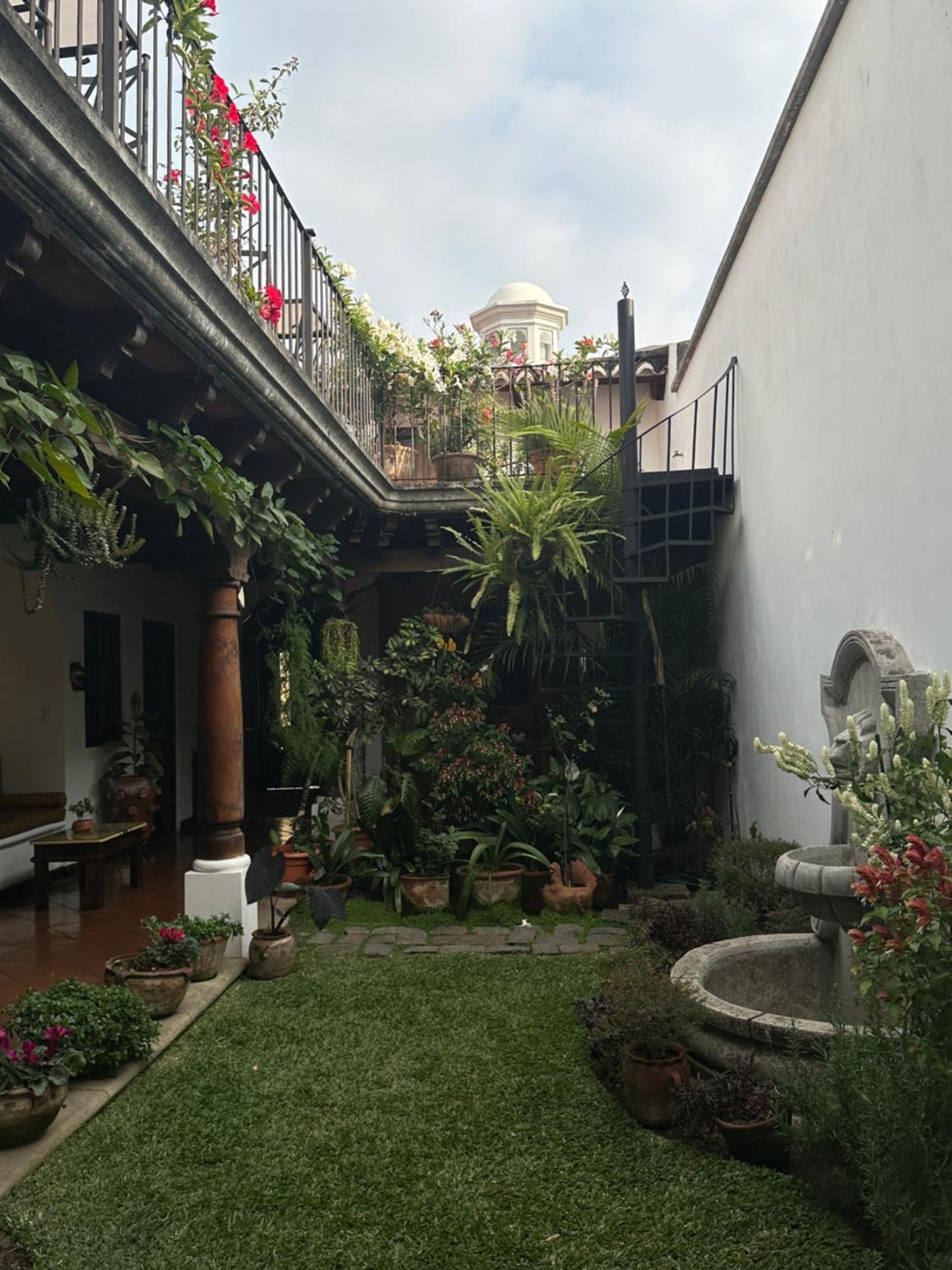 Bed and Breakfast Casa Elena à Antigua Extérieur photo