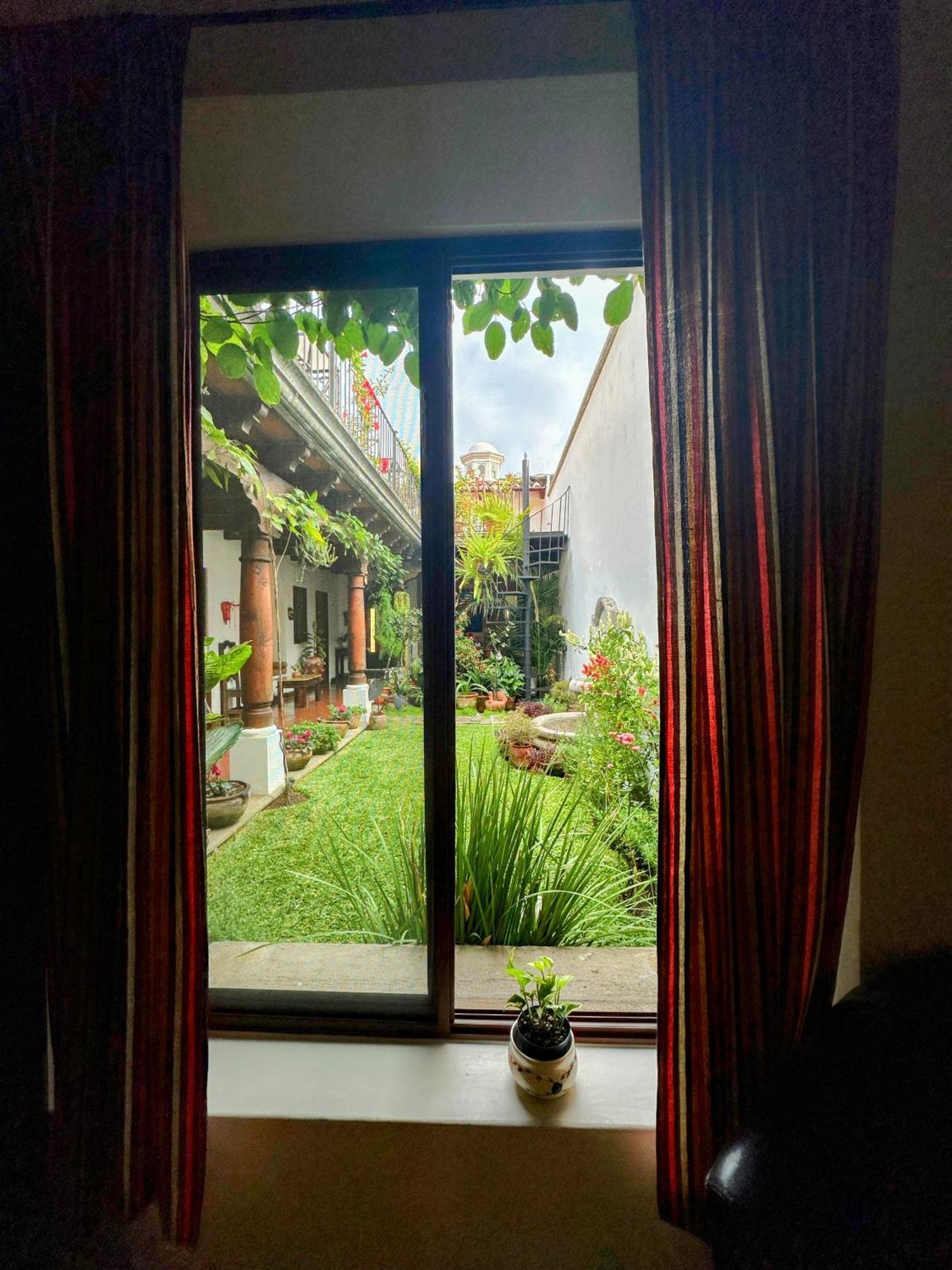 Bed and Breakfast Casa Elena à Antigua Extérieur photo